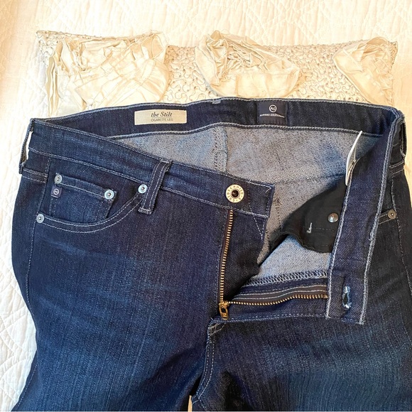 AG The Stilt Cigarette Leg Dark Wash Vintage Tailored Style Women’s Size 30R - Picture 8 of 14